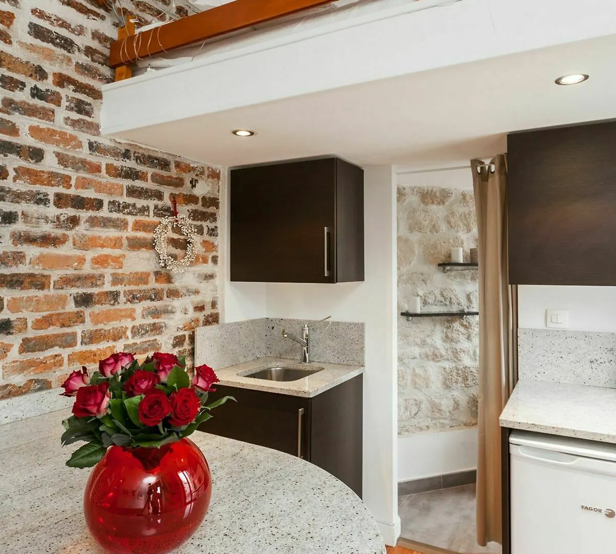 Saint Germain Des Pres Bail Mobilite Only Apartment Paris